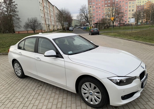 BMW Seria 3 cena 56500 przebieg: 227000, rok produkcji 2012 z Bolesławiec małe 326